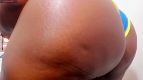 Lola online show from January 5, 11:59 am