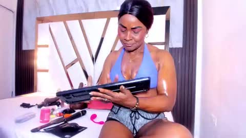 Snapshot of lola_hornei chatting on September 30, 11:38 am Lola online show from September 30, 11:38 am