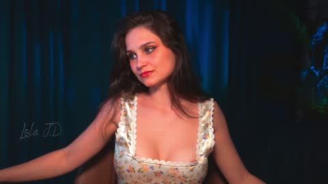 Lola online show from January 18, 11:00 pm