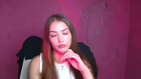 Snapshot of lola_looo chatting on September 12, 8:34 am Daniel online show from September 12, 8:34 am