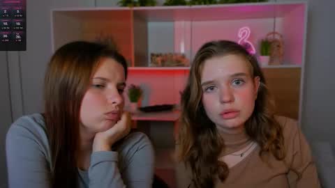 Lola online show from October 13, 3:20 am