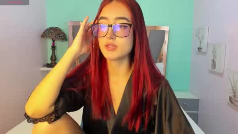 L O L I T A online show from February 1, 3:11 pm