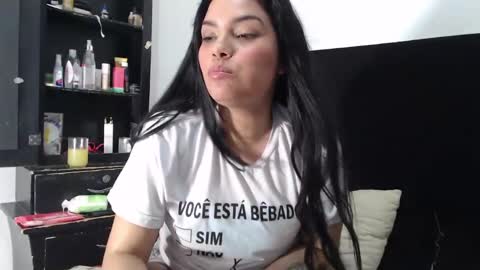 Snapshot of lolaa_staars chatting on December 22, 9:42 pm lolaa_staars online show from December 22, 9:42 pm