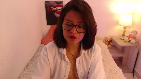 Snapshot of lolaandcamille chatting on October 14, 1:46 pm lolaandcamille online show from October 14, 1:46 pm