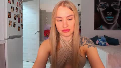 lolabani675452 online show from December 20, 10:19 am