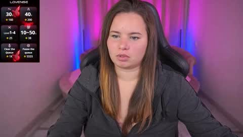 Lola online show from September 16, 9:01 pm