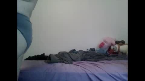 ArchieDarling online show from December 4, 4:16 pm