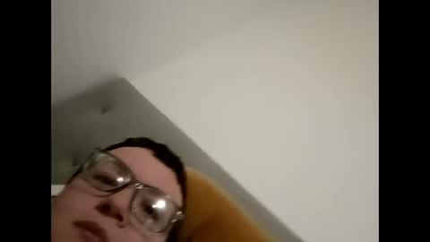 ArchieDarling online show from December 14, 8:45 am