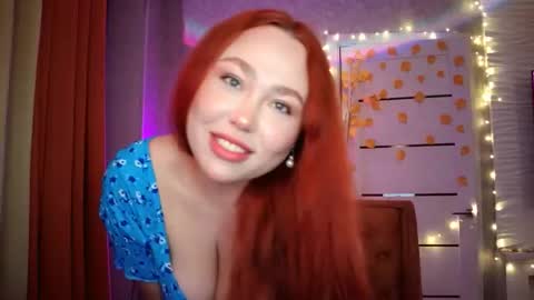 Lola online show from October 28, 2:01 pm