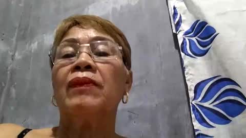 tey online show from February 6, 11:15 pm