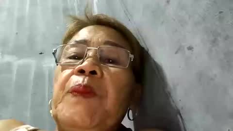 tey online show from January 29, 10:58 am