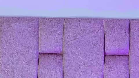 Lola online show from October 1, 3:50 pm