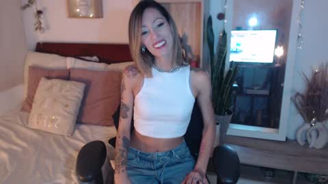 Dear tippers follow me on my new cb account lennarogers online show from January 5, 12:52 am