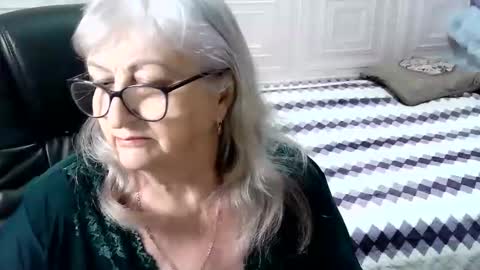 LolkaAlyss online show from November 27, 3:31 am