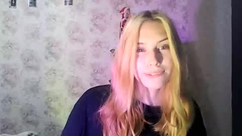 LollaLaKiss online show from September 20, 10:52 pm