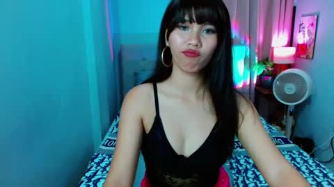 Snapshot of lolli_rosie chatting on January 31, 7:50 am ROSIE online show from January 31, 7:50 am