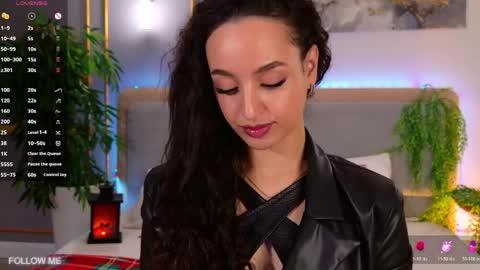 Lolly online show from April 10, 3:51 pm