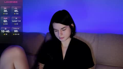 Elly online show from January 5, 7:17 pm