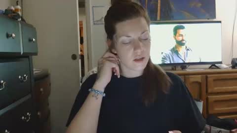 london lovesss online show from November 7, 5:57 am