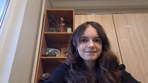 Kelly u can call Kelik online show from December 22, 8:17 am