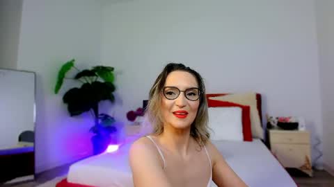  Annie online show from April 17, 5:26 pm