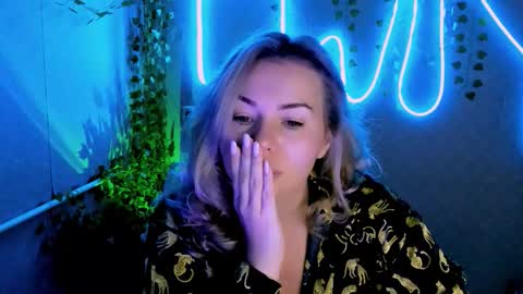 Snapshot of loraboyar chatting on September 29, 2:38 am Lora online show from September 29, 2:38 am