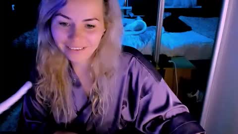 Snapshot of loraboyar chatting on October 8, 2:38 am Lora online show from October 8, 2:38 am