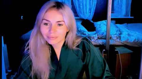 Snapshot of loraboyar chatting on October 14, 2:25 am Lora online show from October 14, 2:25 am