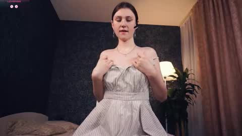 Lora online show from November 3, 5:22 am