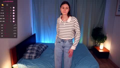 Lora online show from January 5, 4:59 pm