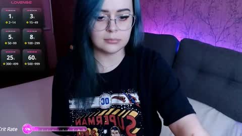Snapshot of loramoonnn chatting on December 10, 2:27 am Lora online show from December 10, 2:27 am