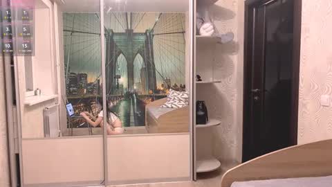 Olivia online show from November 3, 1:26 pm