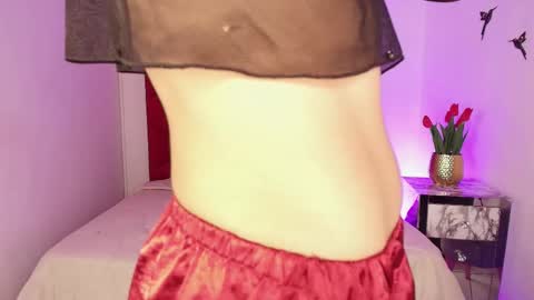 Snapshot of loreley_novoa chatting on September 10, 6:35 am LORELI online show from September 10, 6:35 am