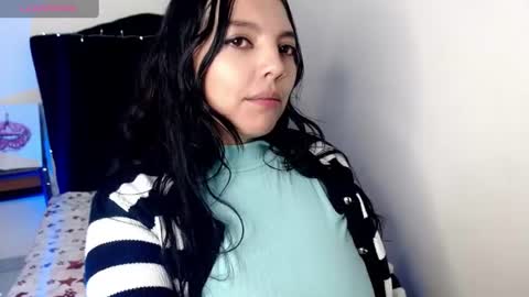 Loren online show from August 3, 1:53 am