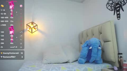 Snapshot of lorenadavies chatting on March 11, 3:02 pm lorenadavies online show from March 11, 3:02 pm