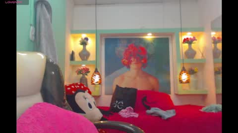 lore online show from April 18, 4:04 am