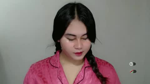 LOREN online show from December 23, 3:01 pm