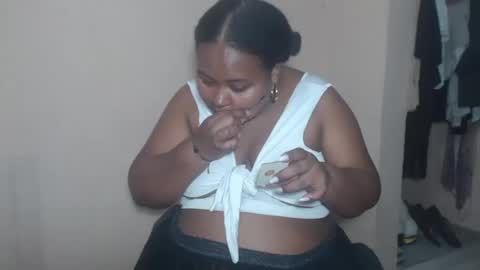 Snapshot of lorenztaylor chatting on October 10, 4:06 am lorena online show from October 10, 4:06 am