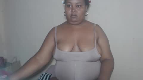 Snapshot of lorenztaylor chatting on October 28, 2:06 am lorena online show from October 28, 2:06 am