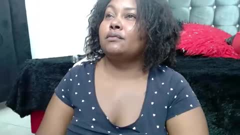 Snapshot of lorenztaylor chatting on January 27, 2:10 am lorena online show from January 27, 2:10 am