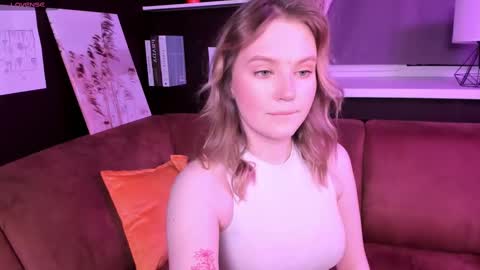 Snapshot of lorettacarnley chatting on February 9, 7:09 pm Alice online show from February 9, 7:09 pm