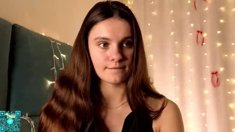 Chloe for Fan BlackHole online show from January 18, 5:53 pm