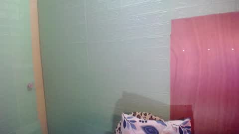 LORI online show from January 14, 5:23 am