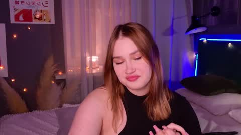 Snapshot of lori_mason chatting on February 22, 9:42 pm Lori online show from February 22, 9:42 pm