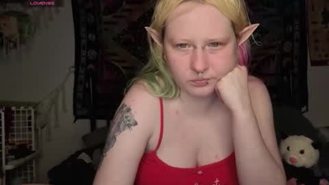 Lori Critter online show from May 15, 11:51 pm