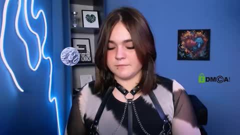 Lora for u online show from October 7, 7:29 pm