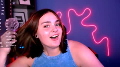 Lora for u online show from September 9, 7:57 pm