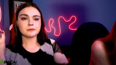 Lora for u online show from September 25, 8:06 pm