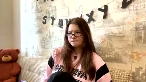 Thea online show from March 27, 6:04 am