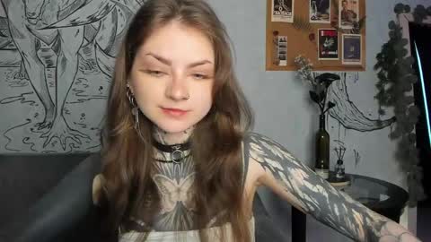 lostallice online show from May 18, 3:27 am